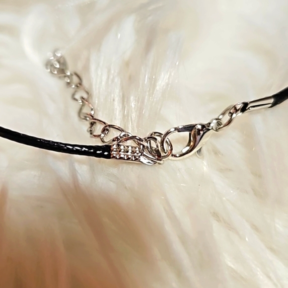 Black and Copper Ying Yang Necklace - Picture 5 of 5